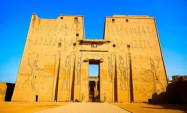 Edfou Egypt Voyage organisé a partir du maroc 2024 Voyage organisé a partir du maroc 2024 Voyage Organisé Egypt Caire Pyramides Gize Saqqara dahshour hurghada louxor karnak safar desert vol avion départ du Maroc, Rabat, Casablanca, Salé, Fés, Mekness Tanger 2024