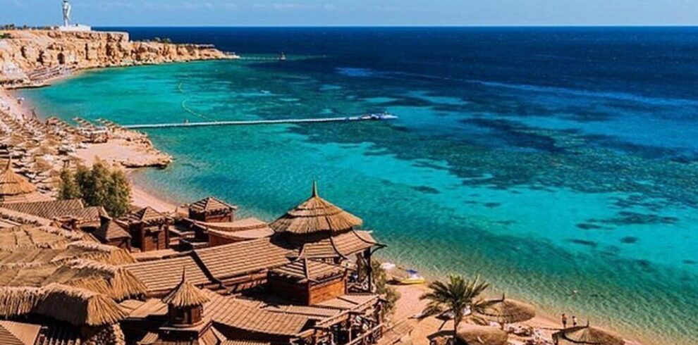 Hurghada Pyramids of Giza Voyage Organisé Egypt Caire Pyramides Gize Saqqara dahshour hurghada louxor karnak safar desert vol avion départ du Maroc, Rabat, Casablanca, Salé, Fés, Meknes Tanger 2024