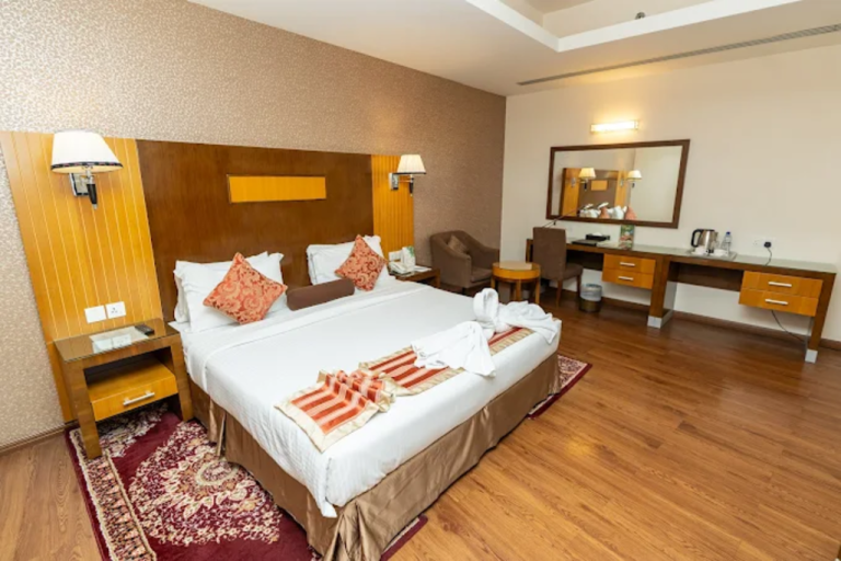 Voyage Organisé à Dubaï a partir Du Maroc Fortne Pearl Hotel