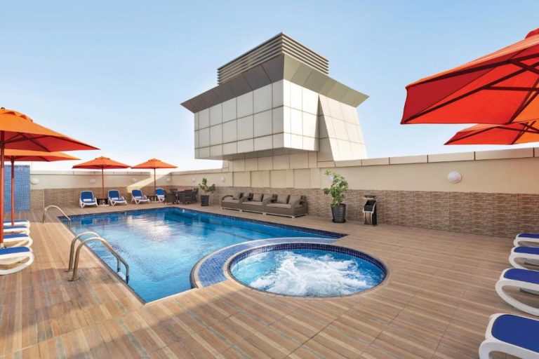 Voyage Organisé à Dubaï A Partir Du Maroc Ramada Deira Hotel