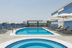 عمرة من المغرب عبر دبي الامارات - Coral Dubai Deira Hotel ثمن ارخص برنامج عمرة شتنبر 2025 من المغرب عبر دبي ابتداء من 17000 درهم 19 يوم لشخصين مباشرة الامارات جدة المدينة المنورة طيران الناس طيران الخليج لاخطوط السعودية الخطوط الملكية المغربية