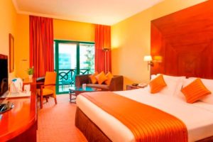 عمرة من المغرب عبر دبي الامارات - Coral Dubai Deira Hotel ثمن ارخص برنامج عمرة شتنبر 2025 من المغرب عبر دبي ابتداء من 17000 درهم 19 يوم لشخصين مباشرة الامارات جدة المدينة المنورة طيران الناس طيران الخليج لاخطوط السعودية الخطوط الملكية المغربية